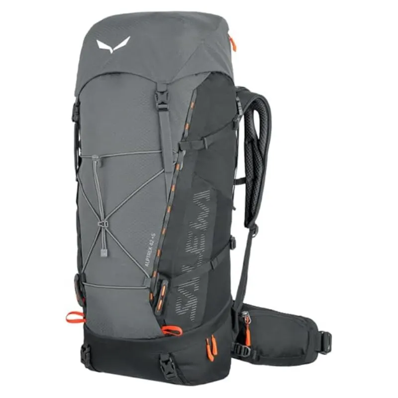 Mochila Salewa Alptrek 42+5 para rutas de varios dias.